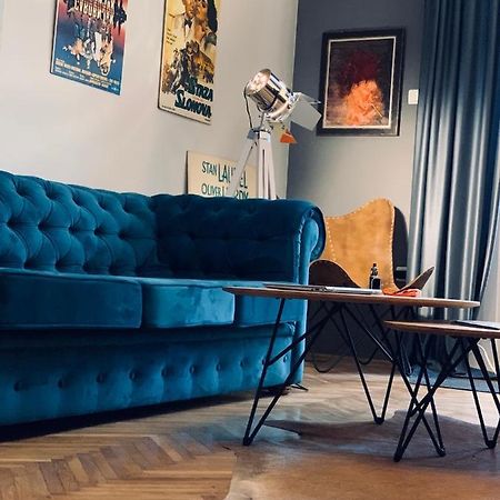 Hostel Sova Novi Sad Esterno foto