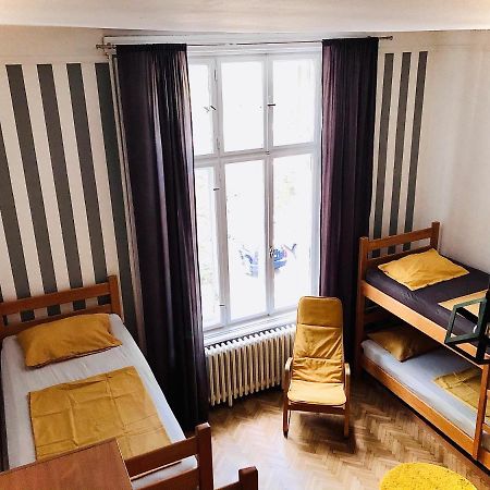 Hostel Sova Novi Sad Esterno foto