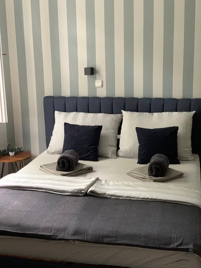 Hostel Sova Novi Sad Esterno foto