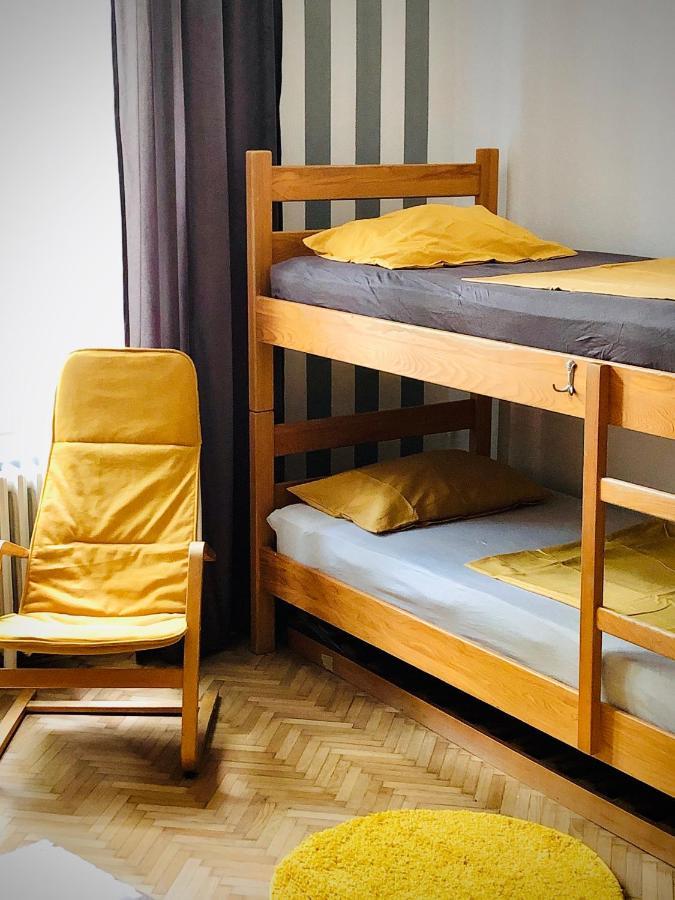 Hostel Sova Novi Sad Esterno foto