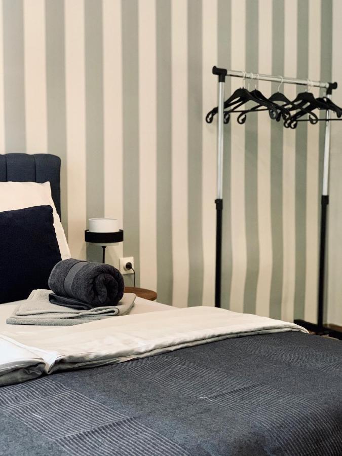 Hostel Sova Novi Sad Esterno foto